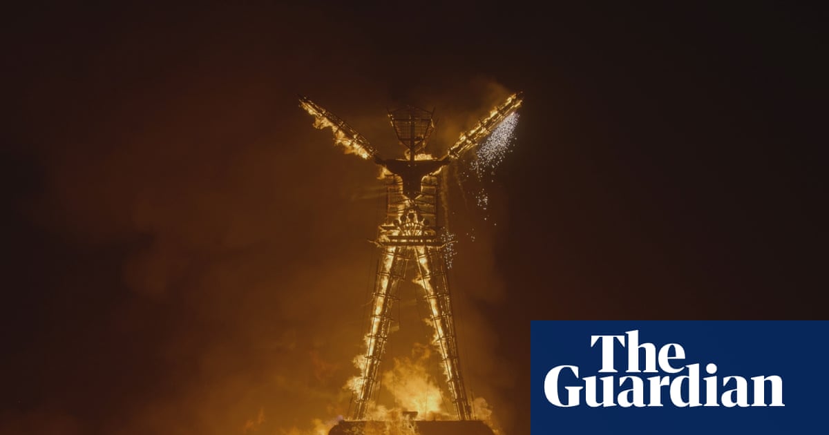 Вышел документальный сериал о феномене Burning Man