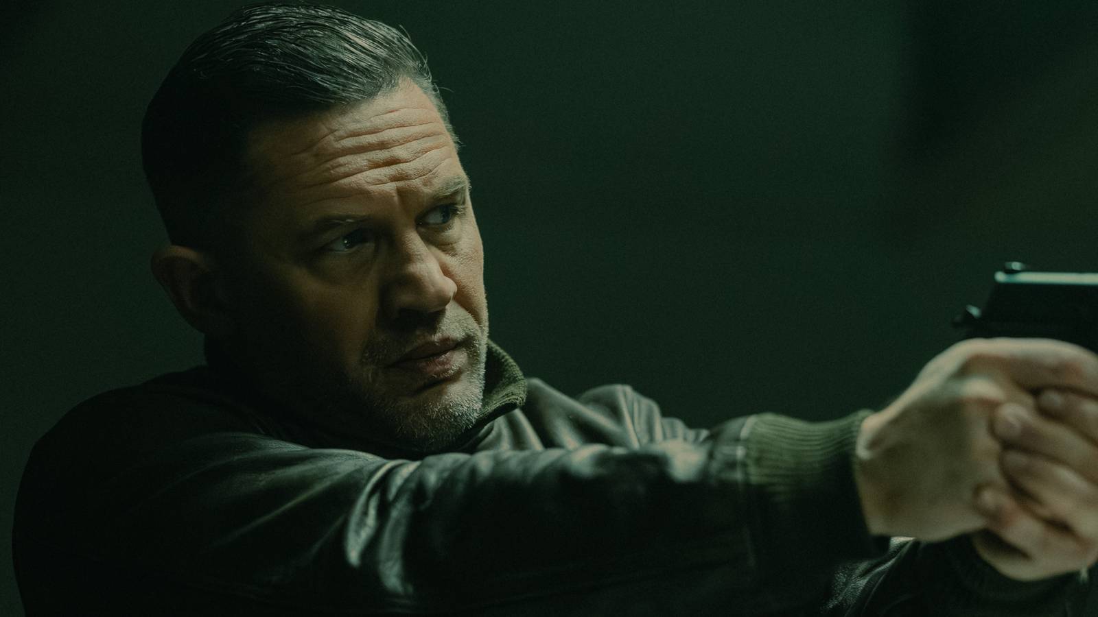 Премьера второго сезона «Гангстерленда»: новый злодей Beast в исполнении Джонни Флинна