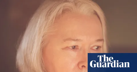 Сюзанна Кларк: «Я была больна 11 лет. Чувствовала, что вот-вот упаду с края мира»
