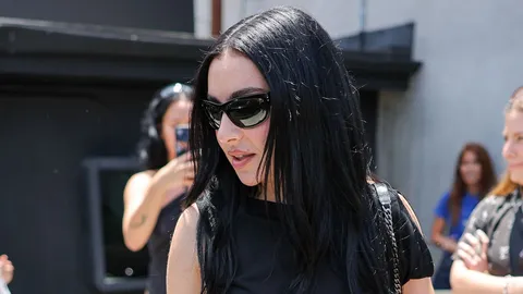 Charli XCX выпустила три би-сайда к альбому Music, Fashion, Film